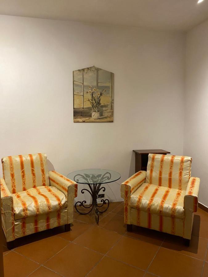 Appartamento viale Console Flaminio Tuoro sul Trasimeno Esterno foto