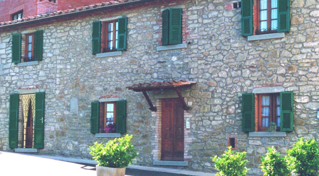 Appartamento viale Console Flaminio Tuoro sul Trasimeno Esterno foto